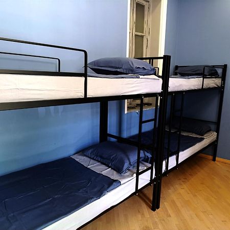 J Square Hostel Tbilisi Eksteriør bilde
